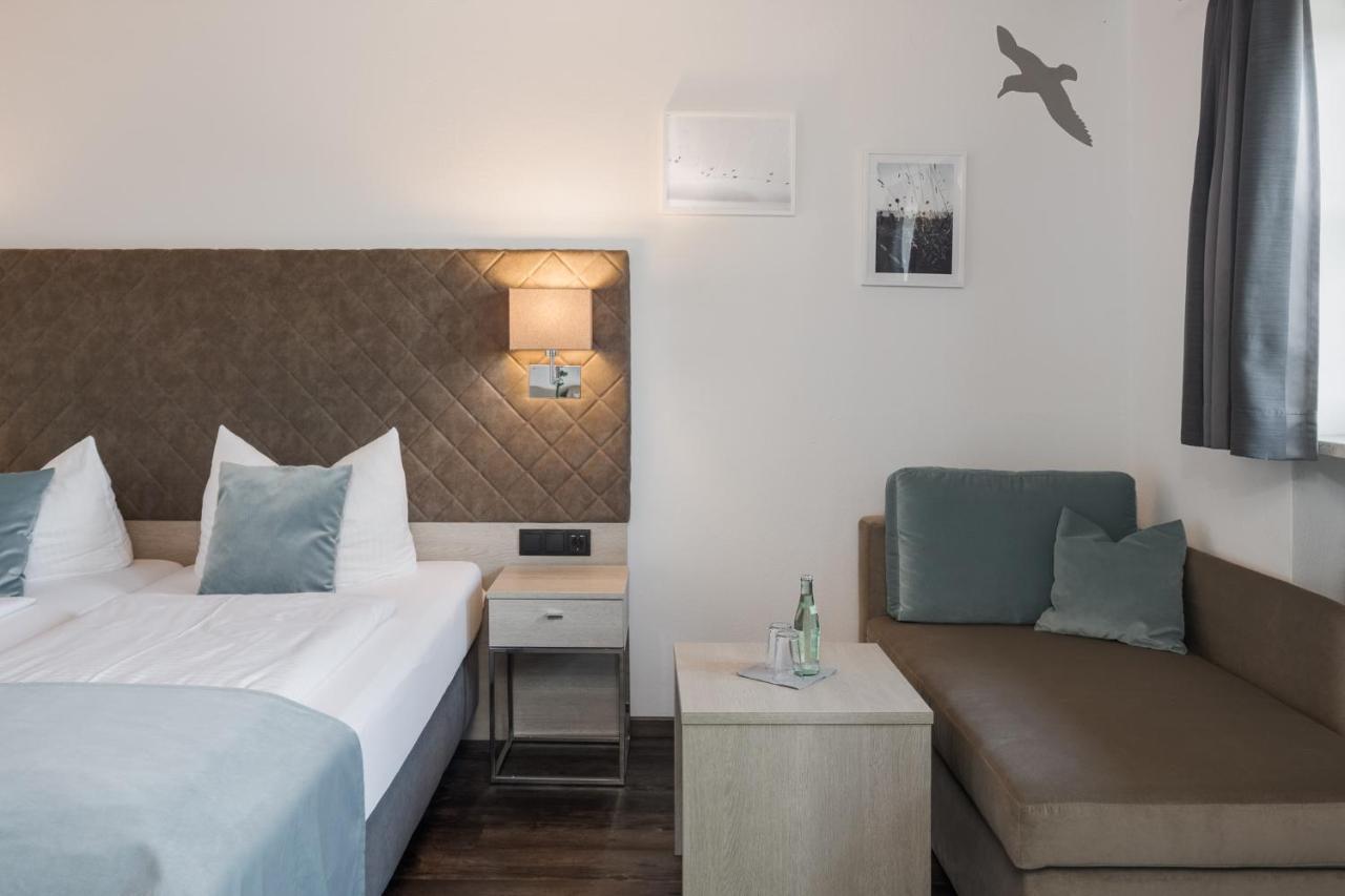 Hotel Garni Moewe Am See Prien am Chiemsee Exterior foto